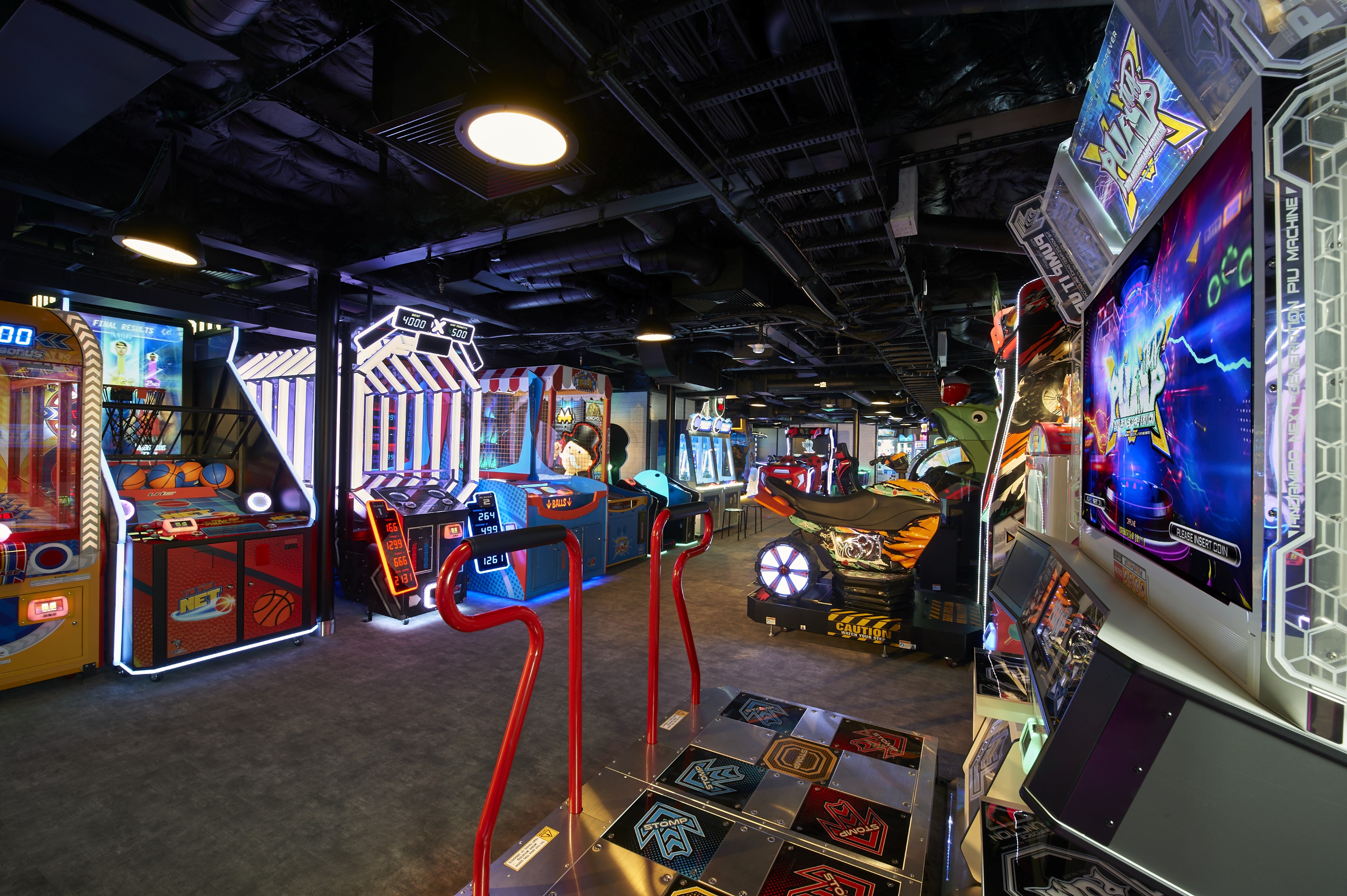 Carnival Mardi Gras - Video Arcade